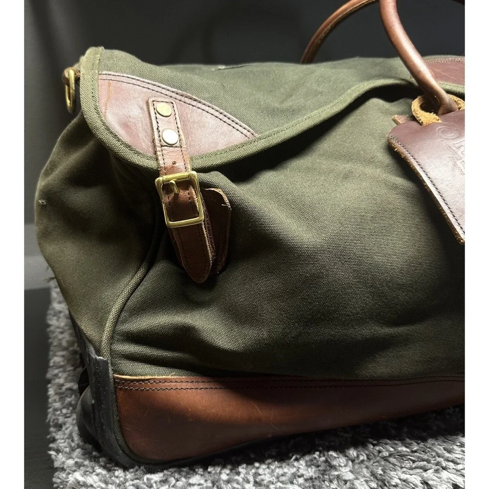 Orvis Bag Luggage Duffle Green Battenkill Canvas Vintage Rolling Distressed